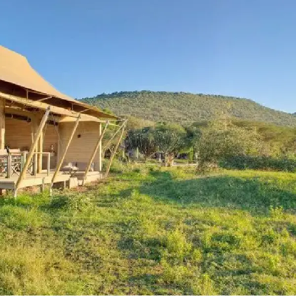 10 DAYS LODGE VACATION PACKAGES KENYA AND TANZANIA